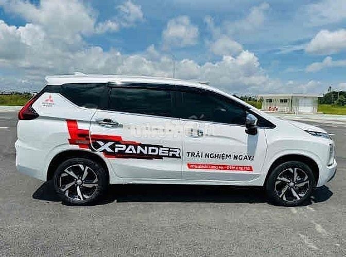 Xpander 2025 Premium 1.5 AT-16000 km(xuất hoá đơn)