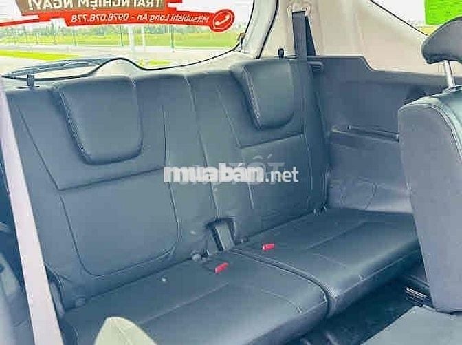 Xpander 2025 Premium 1.5 AT-16000 km(xuất hoá đơn)