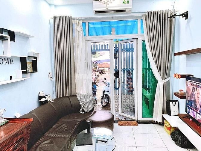 Nhà Q7, hẻm xe hơi 6m, 4,5x30m, nở hậu, 2 tầng, nhỉnh 12 tỷ