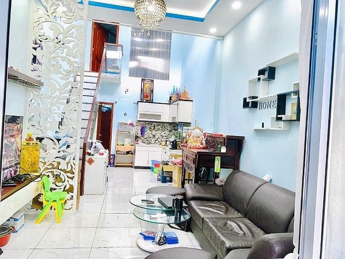 Nhà Q7, hẻm xe hơi 6m, 4,5x30m, nở hậu, 2 tầng, nhỉnh 12 tỷ
