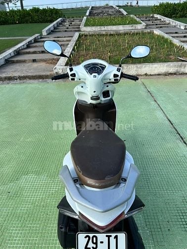 Chính chủ bán xe Vision màu trắng đời 2020 còn 95%