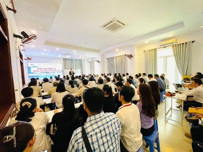 TUYỂN CHUYÊN VIÊN KINH DOANH BẤT ĐỘNG SẢN HH 3%-5% TẠI HỒ CHÍ MINH