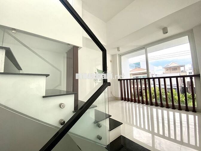 CHO THUÊ BIỆT THỰ 6 PHÒNG GIÁ 20 TRIỆU/THÁNG KHU VỰC TRUNG TÂM