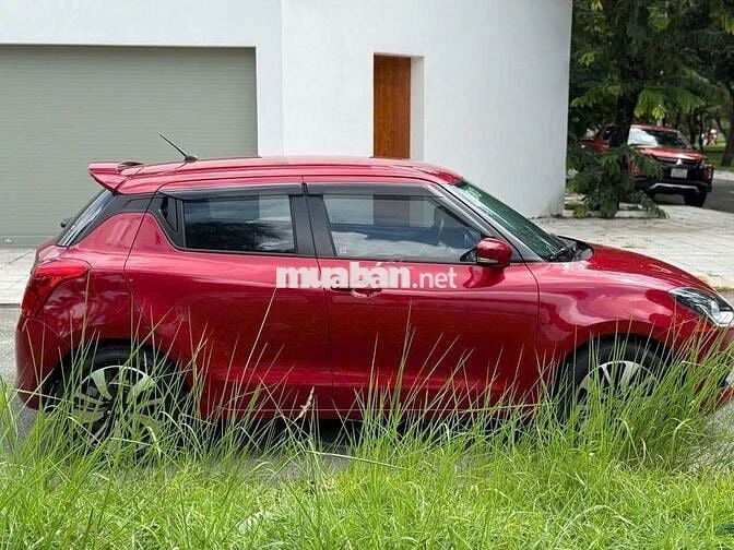 Suzuki Swift 2020 GLX 1.2 AT - 15000 km
