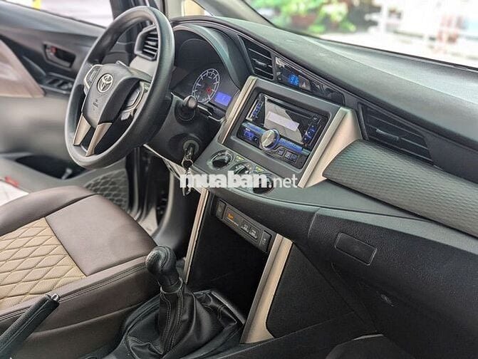 Innova Số Sàn 2019 Màu Xám Xe Zin Nguyên Bản