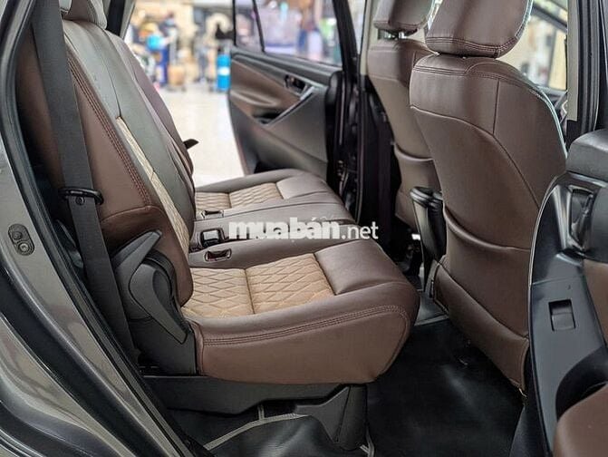 Innova Số Sàn 2019 Màu Xám Xe Zin Nguyên Bản