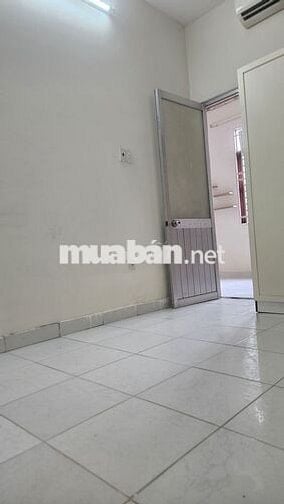 32 m² Cho Căn Hộ tại Trung Tâm Q10, Khu Cư Xá Bắc Hải
