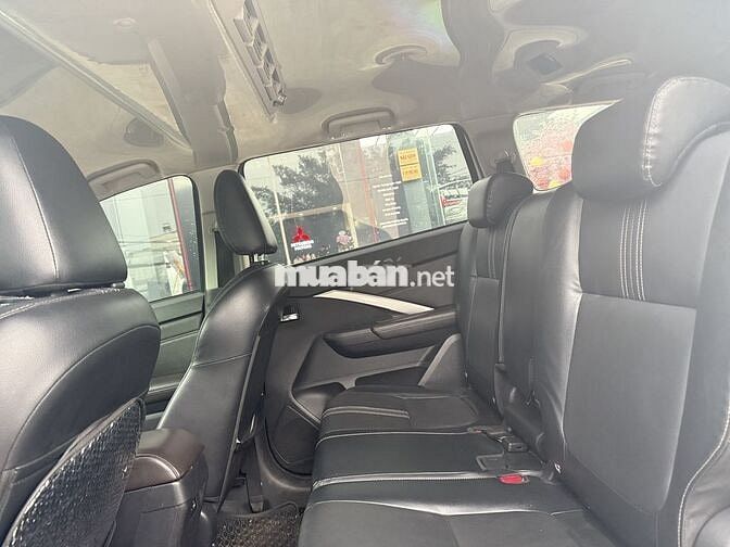 Mitsubishi Xpander Premium 2023 Trắng Od 62.100km