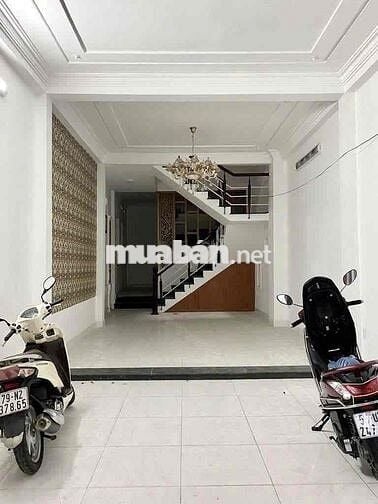 CẦN CHO THUÊ GẤP NHÀ NGUYÊN CĂN.THÀNH THÁI P14 Q10