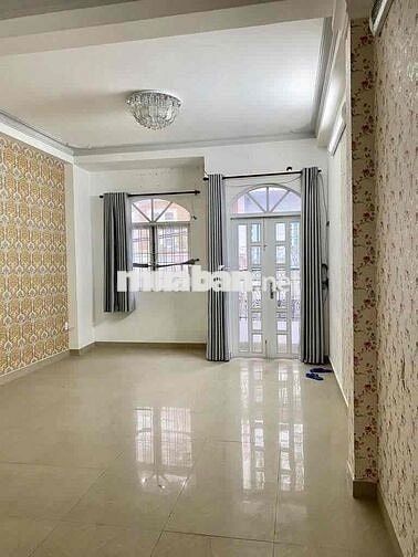 CẦN CHO THUÊ GẤP NHÀ NGUYÊN CĂN.THÀNH THÁI P14 Q10