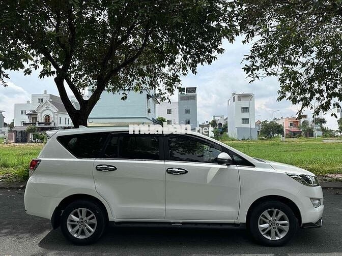 Toyota Innova 2019 2.0E - 386Tr