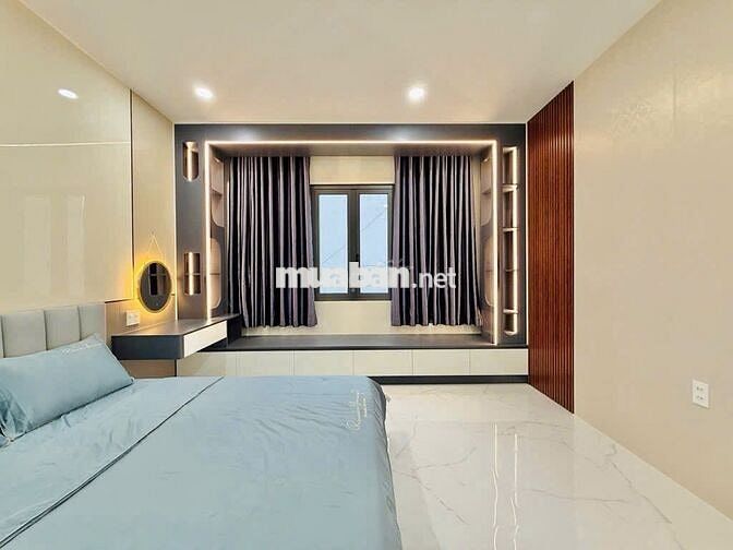 TRUNG TÂM GÒ VẤP- NGAY CẠNH SÂN BAY- HẺM XE TẢI- 6 TẦNG THANG MÁY