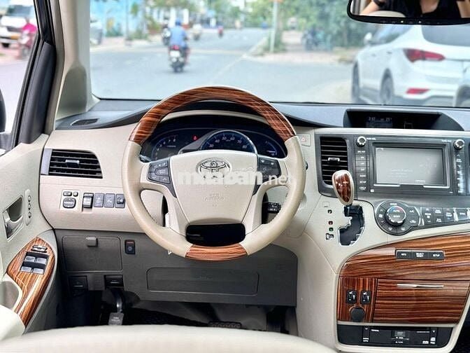 Toyota Sienna Limited nhập Mỹ bản Full option