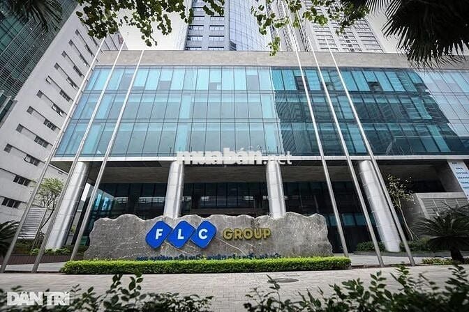 BÁN CĂN HỘ CC FLC TWINS TOWER 265 CẦU GIẤY DT: 97M; TẦNG TRUNG.