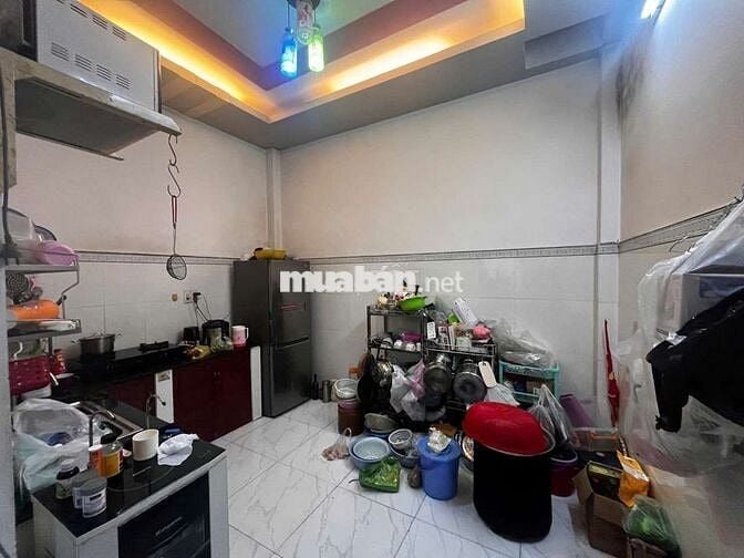 Nhà mặt tiền 1/ Lê Văn Qưới 4x10 3lầu 5tỷ 200 triệu hẻm 5m hg Nam