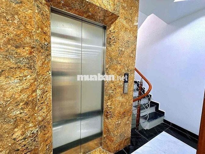 Bán Nhà Xuân Thuỷ - Thang Máy - Nhà Đẹp Hiện Đại