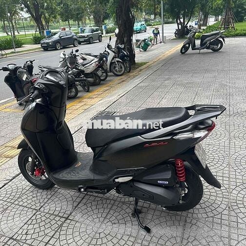 honda lead bản đặc biệt màu đen 2024