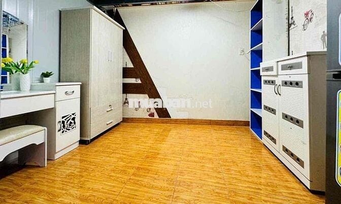 CHO THUÊ CH 3PN, 1PK RỘNG 70m2 NGAY CHỢ BÀ CHIỂU