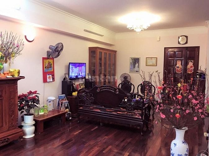 Chính chủ cho thuê căn hộ làng Quốc Tế Thăng Long, 103m2, 2 ngủ, 2wc