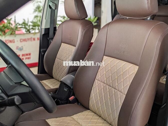 Innova 2019 2.0E - 135.830 km - Giá còn Giảm