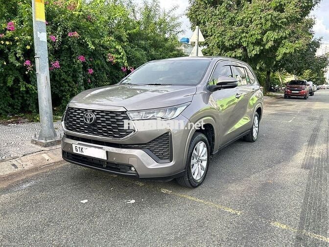 Innova Cross 2.0L CVT 2024, Sơn zin 99%, Cực Đẹp