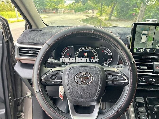 Innova Cross 2.0L CVT 2024, Sơn zin 99%, Cực Đẹp