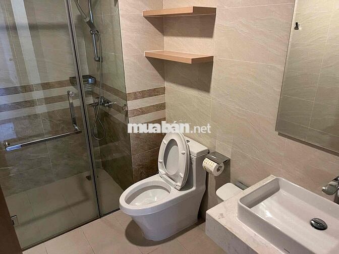 Bán Saigon Royal 2pn view Bến Vân Đồng chỉ 11tỷ bao hết