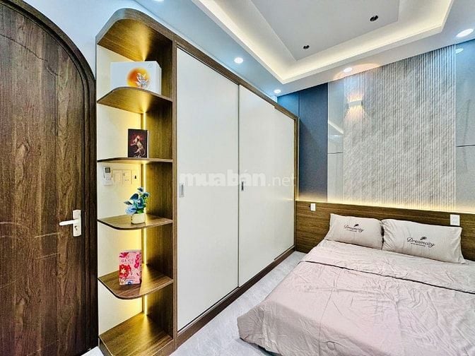 CHÍNH CHỦ BÁN NHÀ GIÁ RẺ 477/THỐNG NHẤT HẺM XE HƠI FULL NỘI THẤT