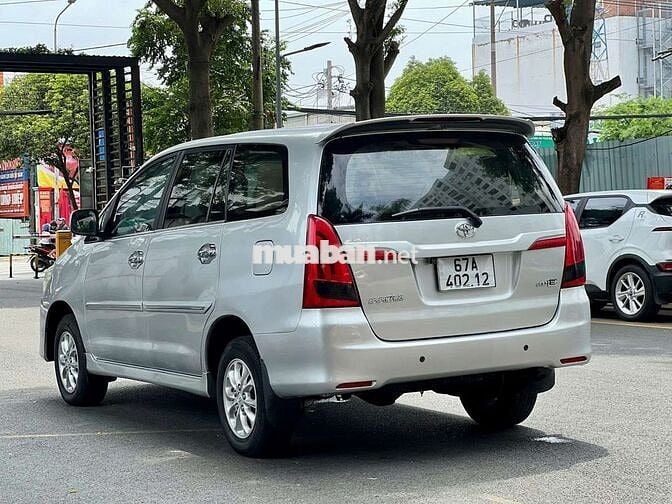 Innova 2014 2.0MT