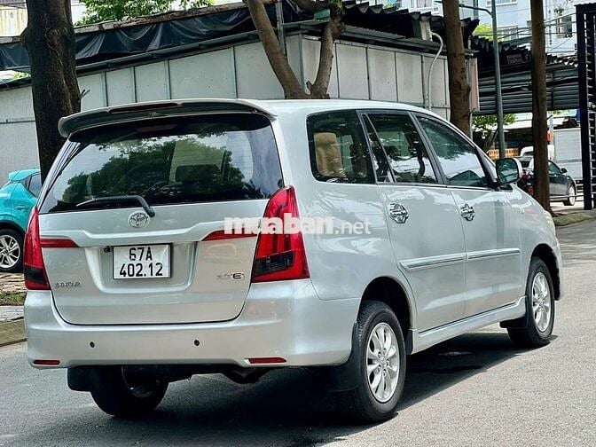 Innova 2014 2.0MT