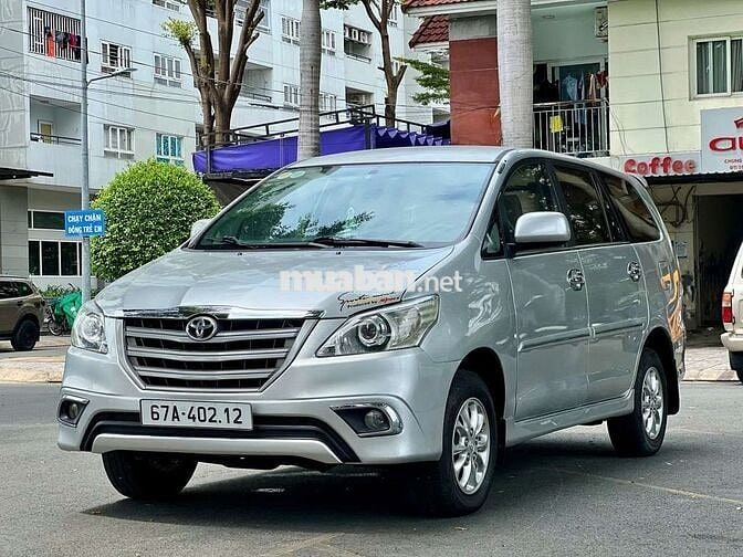 Innova 2014 2.0MT