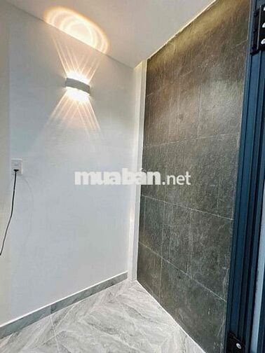 Bán nhà đẹp hẻm Thống Nhất ngay trung tâm thành phố,