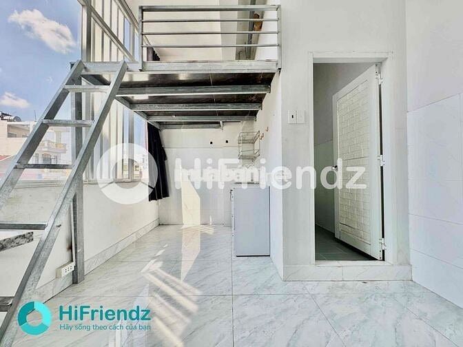 Phòng Cửa Sổ Thoáng Sẵn Máy Lạnh Gần ĐH Văn Hiến