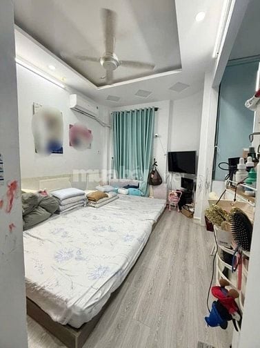 GIẢM CHÀO 600TR, LÊ HỒNG PHONG QUẬN 5, NHÀ 5 TẦNG HẺM Ô TÔ 5M.
