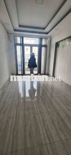 Nhà mặt tiền Phú Nhuận 4 PN giá chỉ 20tr