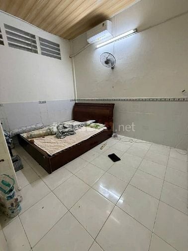 Nhà KDC hiện hữu, Cấp 4, DT 4,2x20m