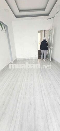 Nhà mặt tiền Phú Nhuận 4 PN giá chỉ 20tr