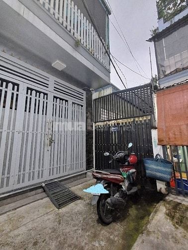 Nhà KDC hiện hữu, Cấp 4, DT 4,2x20m