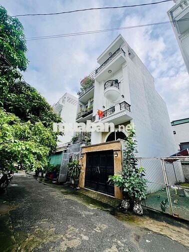 Cho Thuê Nhà Mới DT 250m2 1Trệt 1Lửng 3Lầu 5Pn 3Wc Hẻm 12m Cây Xanh
