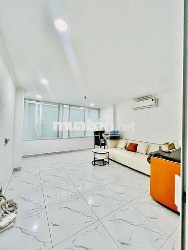 Cho Thuê Nhà Mới DT 250m2 1Trệt 1Lửng 3Lầu 5Pn 3Wc Hẻm 12m Cây Xanh