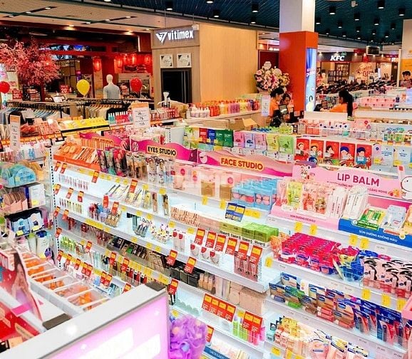 Tuyển Sinh Viên- Trung Tuổi Làm Bán Hàng, Tạp Vụ, Bảo Vệ Đi Làm Ngay