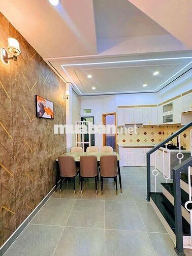 ngay chợ, chốt gấp, không phát sinh làm việc chính chủ nhà bình chánh