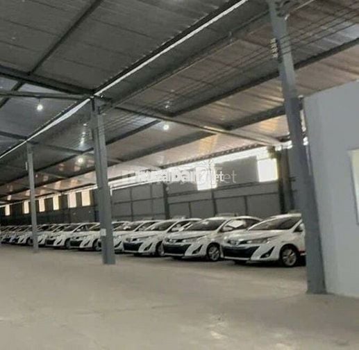 Kho lớn diện tích lên đến 1200m2 cần cho thuê ở Nguyễn Văn Quỳ có pccc
