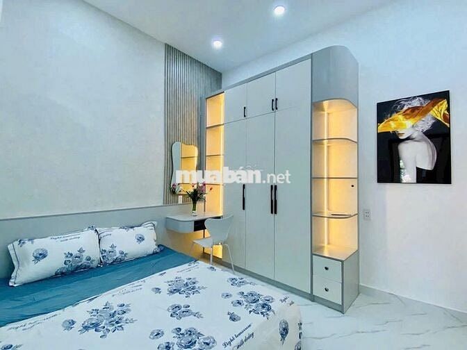 nhà như hình ra gấp chính chủ bình chánh sang tên ngay