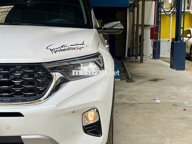 Kia Sonet 2023 Premium 1.5 AT - 32900 km