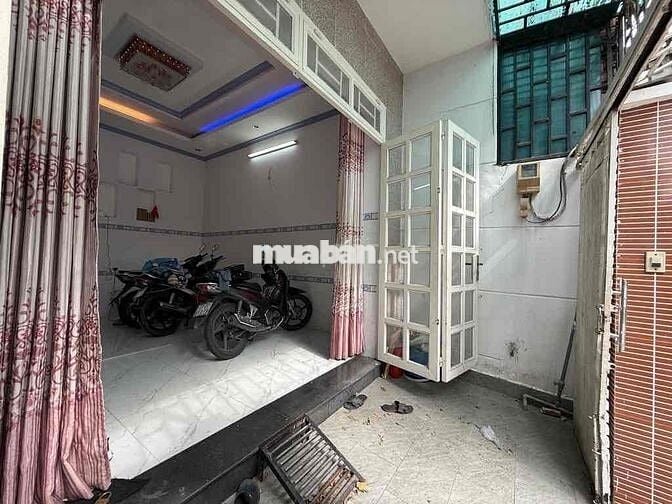 HẺM Ô TÔ THÔNG VƯỜN LÀI, APĐ, Q12, NHÀ 3TẦNG, GIÁ TỐT
