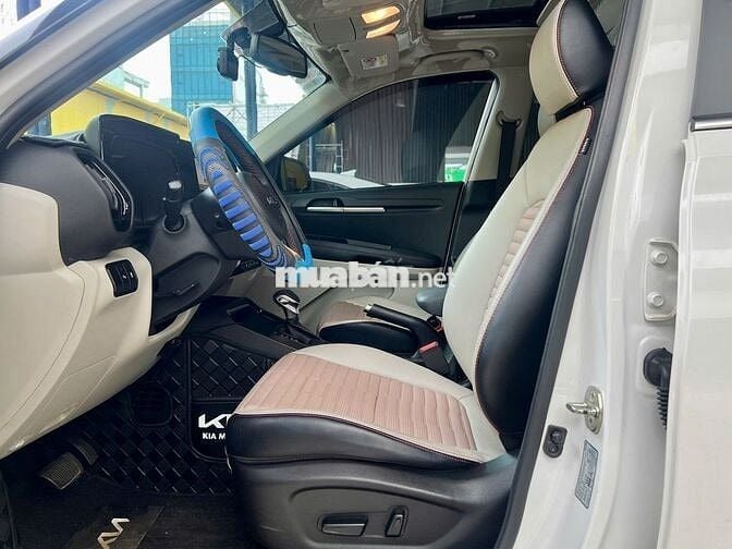 Kia Sonet 2023 Premium 1.5 AT - 32900 km