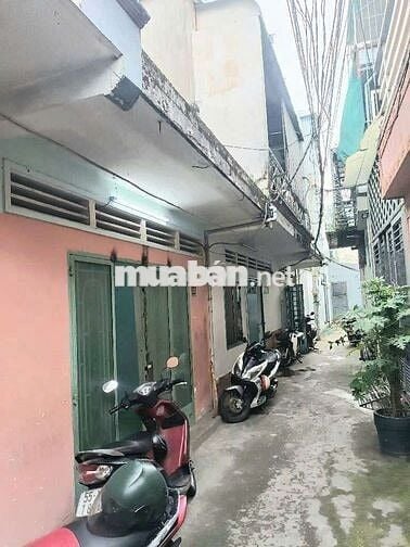 BÁN NHÀ CẤP 4, DÂN TRÍ CAO, Ô TÔ, GIÁ TỐT: 4.56TỶ, LINH CHIỂU,THỦ ĐỨC