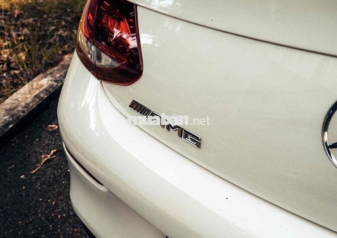 Mercedes Benz C Class 2017 C300 Coupe - 32000 km