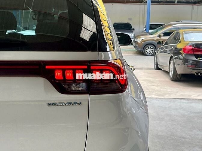 Kia Sonet 2023 Premium 1.5 AT - 32900 km